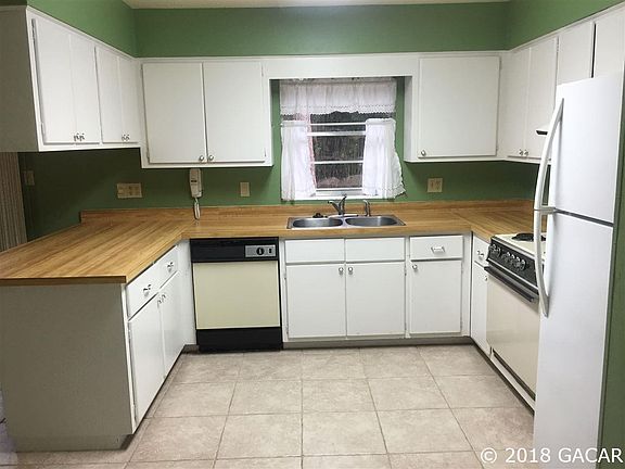 4th image of 2904 NW 48th Ave