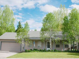 831 Latigo Loop, Carbondale, CO 81623