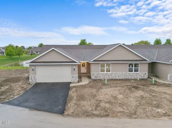 14521 Dexter Falls Rd, Perrysburg, OH 43551