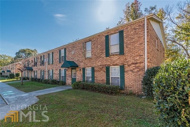 1st image of 1204 Lakeview Dr NW #1206B