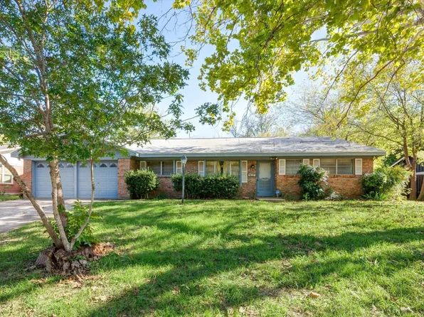 5825 Walla Ave, Fort Worth, TX 76133