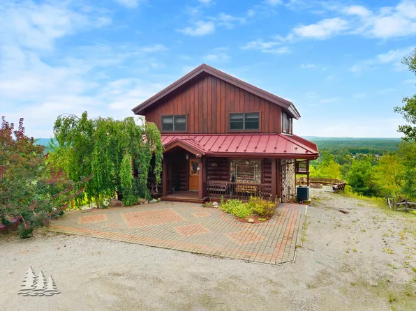 649/685 12th St, Mio, MI 48647
