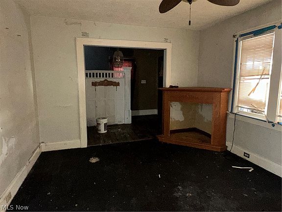 3rd image of 191 Colony Cres