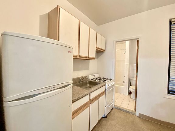 5th image of 30-78 45th St #1