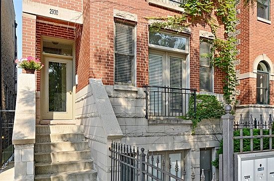 2nd image of 2930 N Damen Ave #3