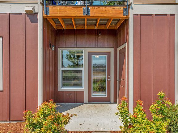 Large Patio/Balconies