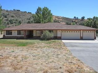 26700 Cumberland Rd, Tehachapi, CA 93561