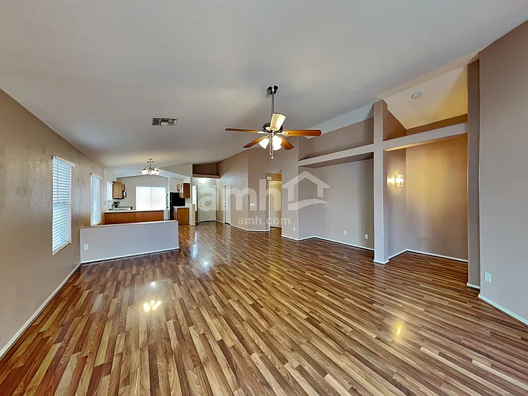 11440 W Sheridan St — Photo 6