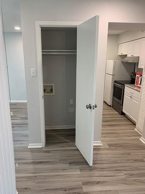 Coat closet right across from the front door