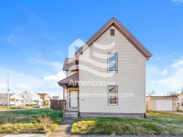 2607 Apple Ave