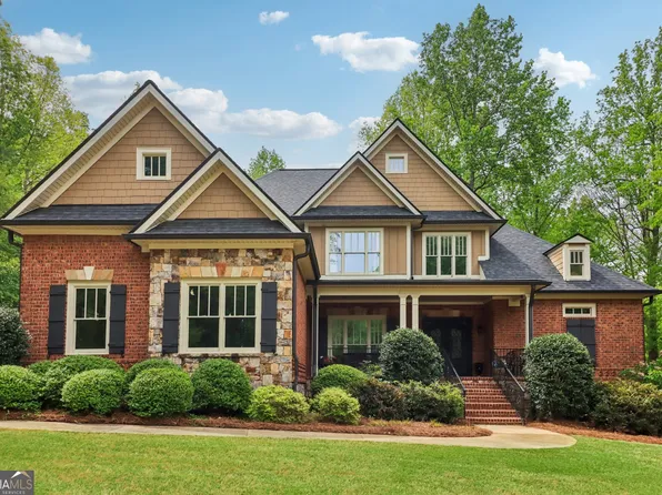 42 Clover Leaf Ct, Newnan, GA 30265