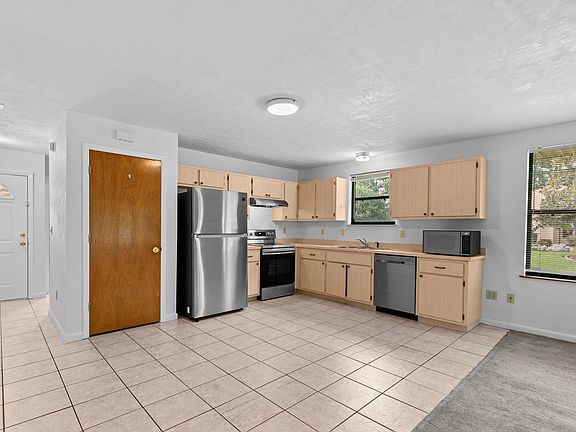 3rd image of 6330 NW 106th Pl #8