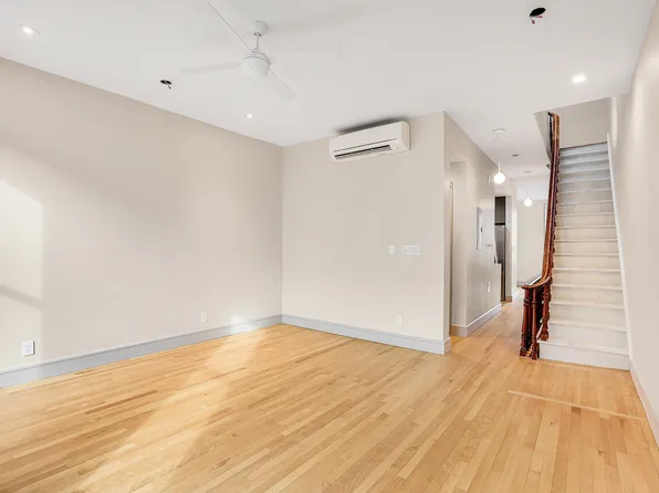 187 President Street image 3 of 16