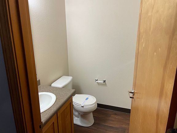 3rd image of 901 NW Naito Pkwy APT 115