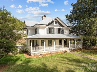 615 Rose Hill Rd, Asheville, NC 28803
