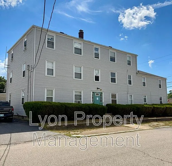 5 Norris Ave #6 — Photo 2