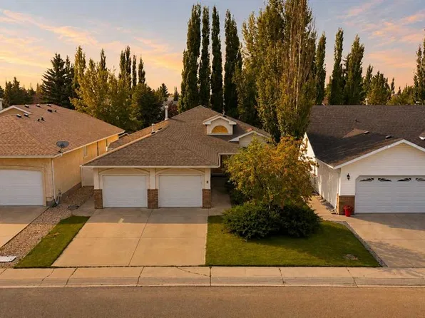 8 N Drever Close, Red Deer, AB T4R 2N6