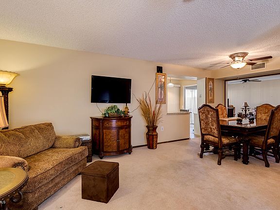 5th image of 9902 W Palmeras Dr