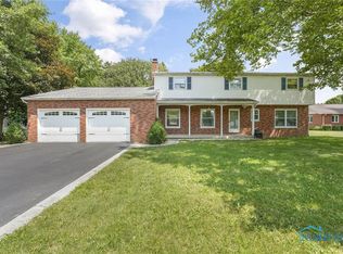 457 Mountain Ash Dr, Arlington, OH