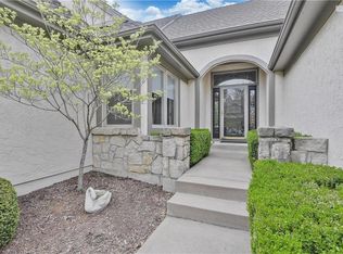 12702 Cedar St, Leawood, KS 66209