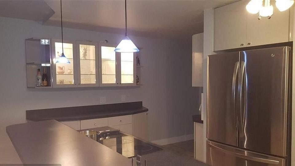1st image of 5248 NE 6th Ave #32-A