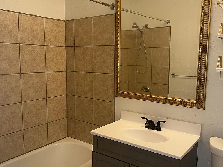 3235 Schilling St — Photo 25