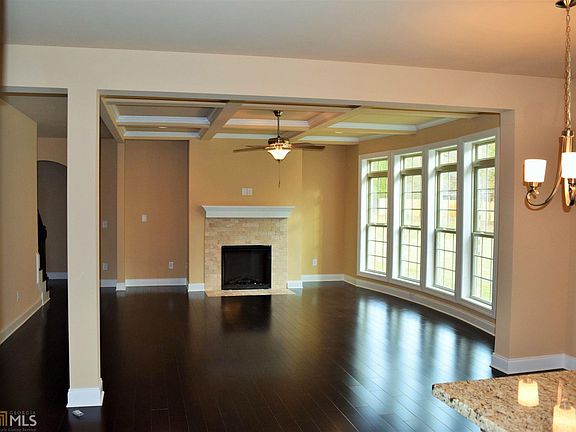 5th image of 140 Shelton Dr