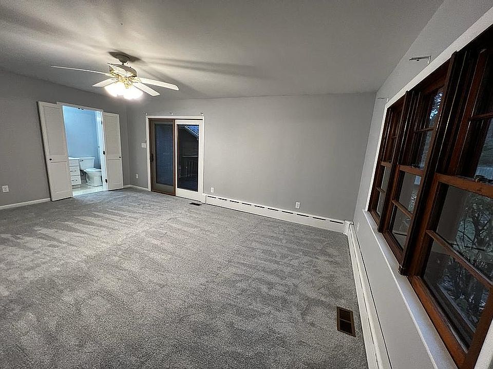 1st image of 715 Williams Dr
