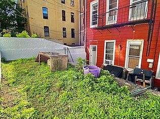 25-75 36th St #1, Astoria, NY 11103