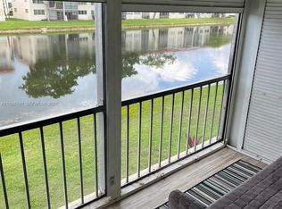 361 S Hollybrook Dr APT 206, Hollywood, FL 33025