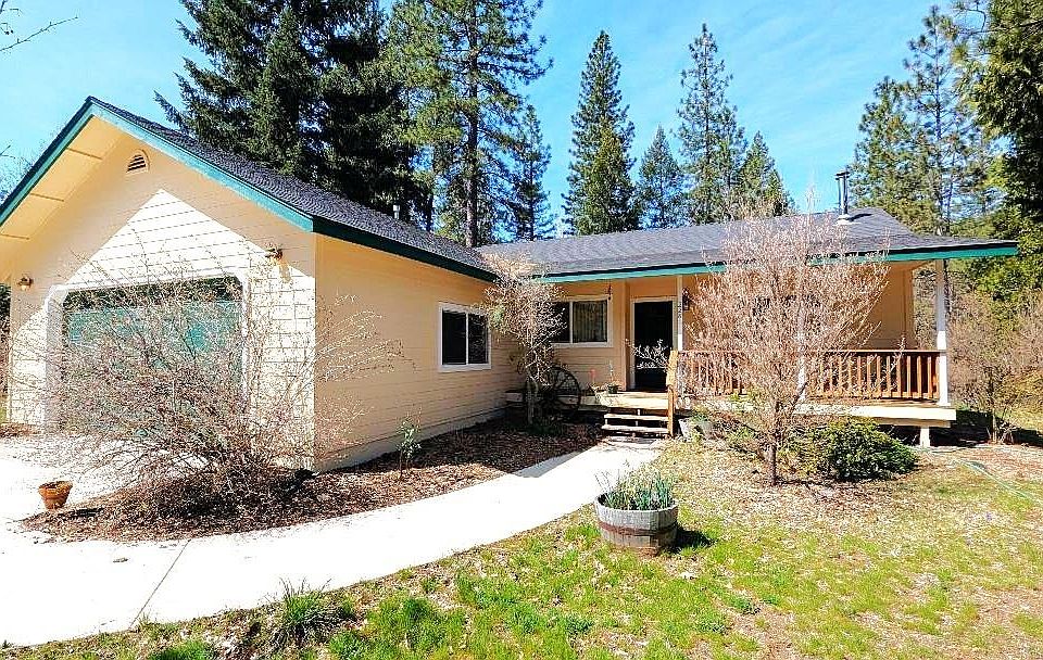 1st image of 228 Forest View Dr