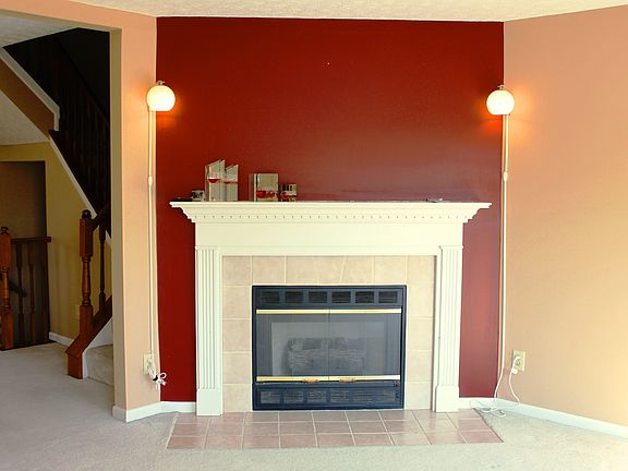 Nice & Cozy Gas Fireplace