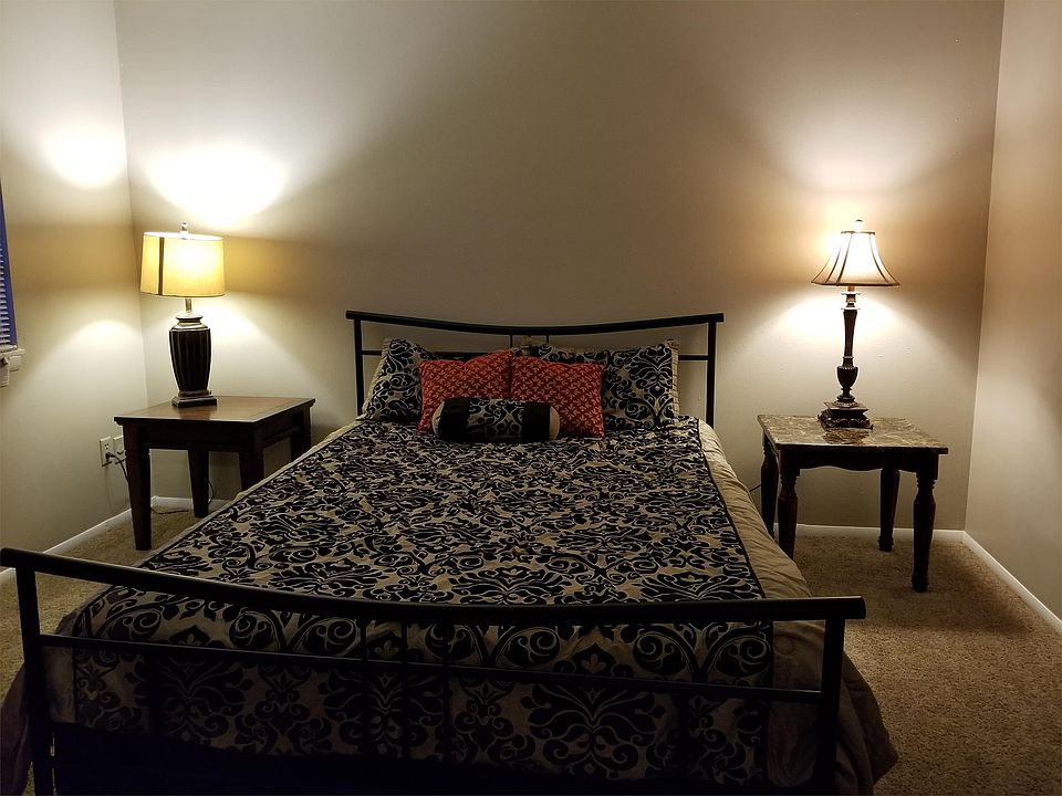 1st image of 115 Sycamore Dr APT 107
