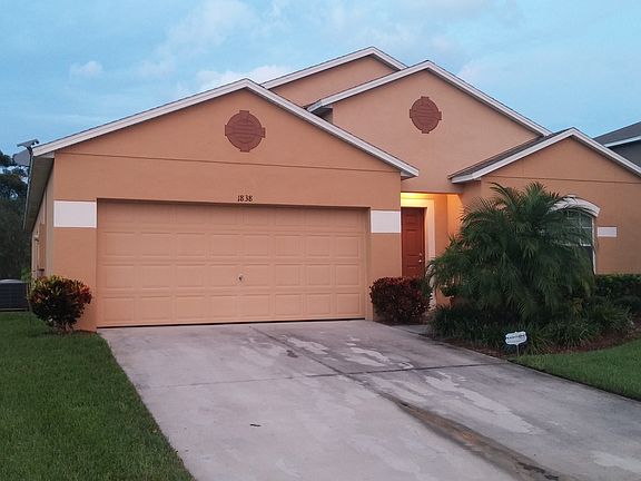 2nd image of 1838 Monte Cristo Ln