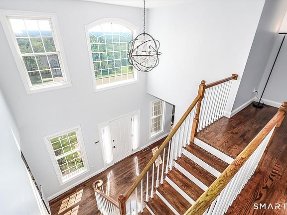 5th image of 47 Ridgewood Terrace