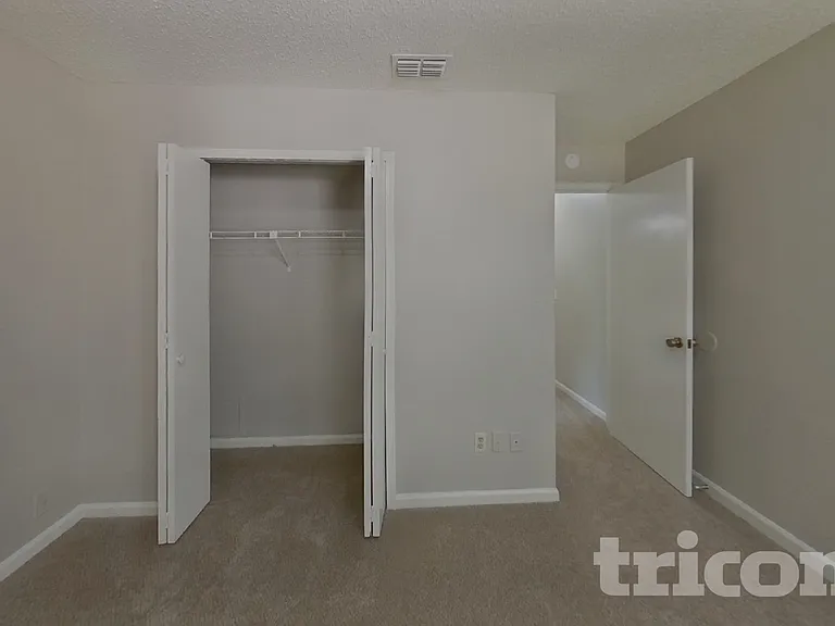 2346 Blossom Ridge Dr N — Photo 9