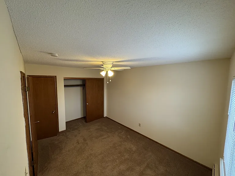 1634 Eustis St — Photo 15