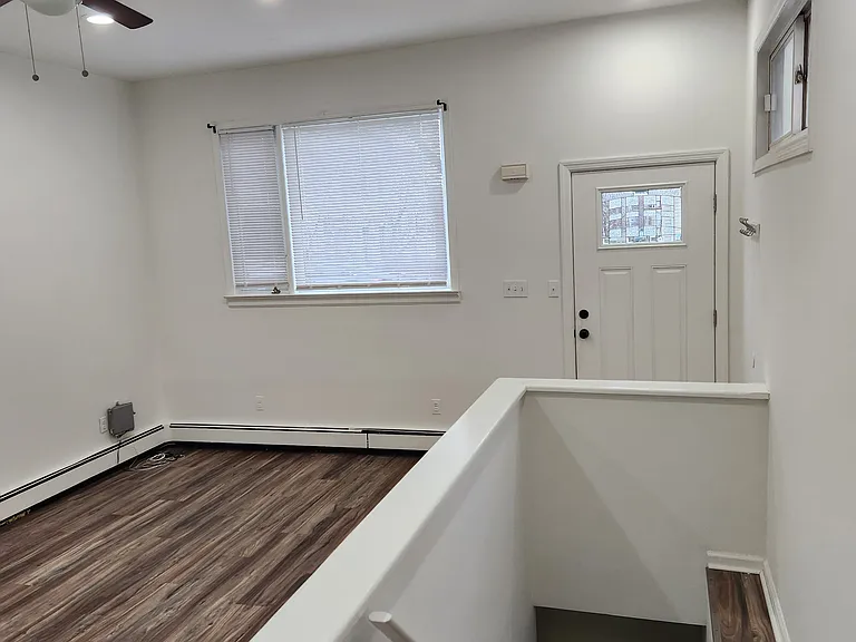 84 Lake Ave — Photo 2
