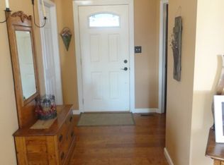 4683 N Country Mill Dr, Greenfield, IN 46140