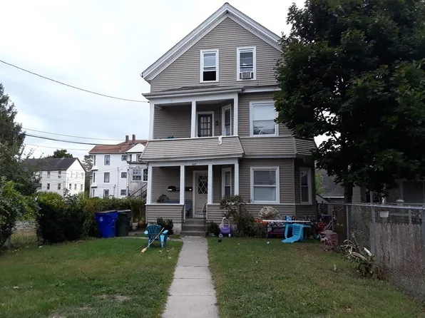 227 Brightman St, Fall River, MA 02720