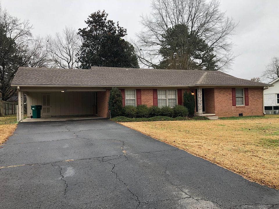 1st image of 158 Ayers Dr