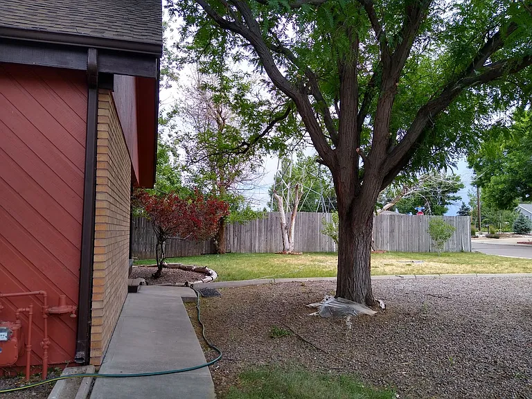 470 S Fenton St — Photo 93