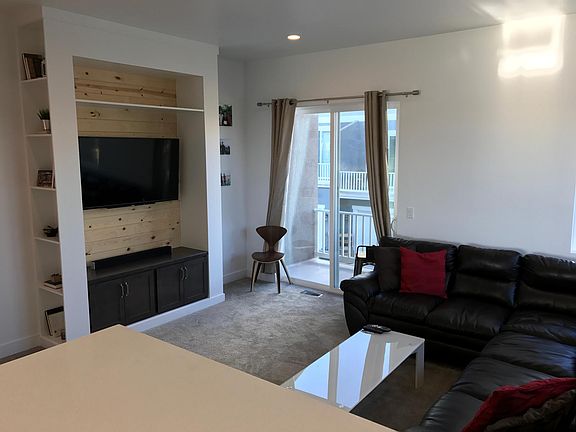 5th image of 14882 S Echo Canyon Ln