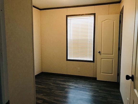 5th image of 11727 N Walrond Ave