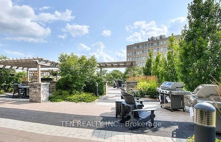160 Macdonell St #1508 — Photo 43