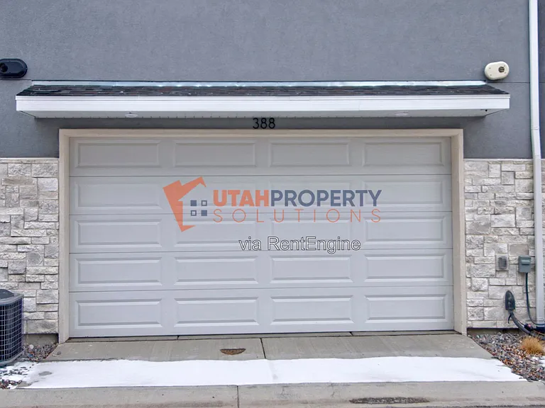 388 S 980 W — Photo 33