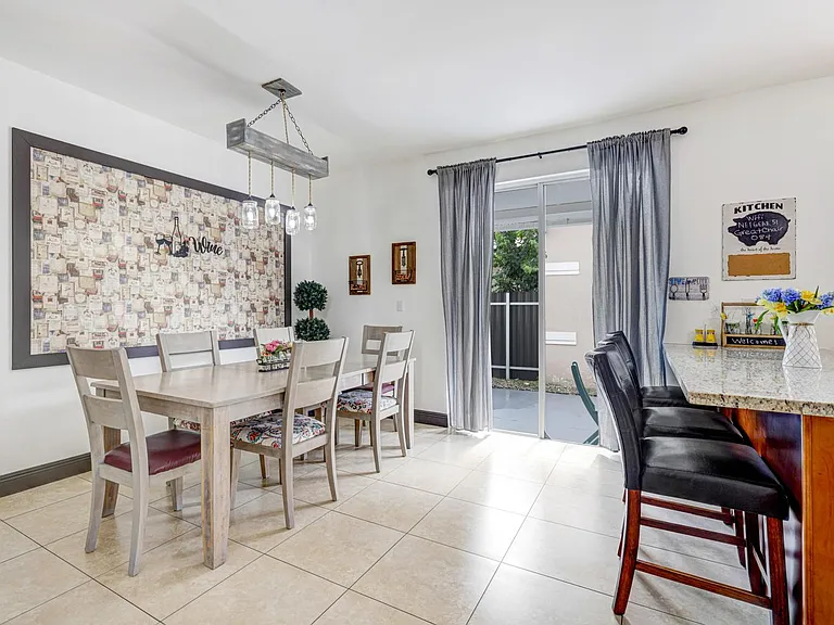 16082 SW 68th Ter — Photo 16