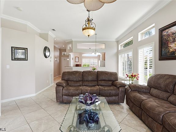 4th image of 12793 Devonshire Lakes Cir