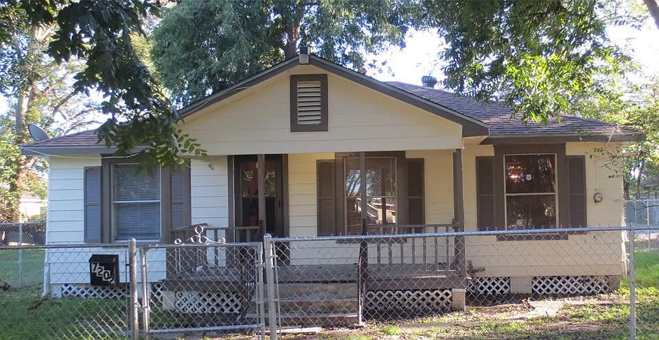 1st image of 7202 Brownwood St