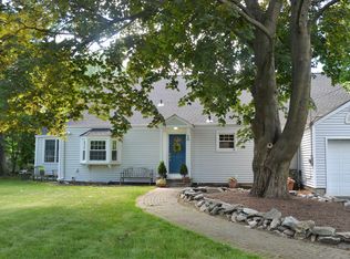 10 Salem Rd, White Plains, NY 10603